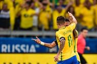 BELO HORIZONTE, BRAZIL - NOVEMBER 10: Philippe Coutinho #11 and Neymar #10 of Brazil celebrates a scored goal against Argentina during a match between Brazil and Argentina as part 2018 FIFA World Cup Russia Qualifier at Mineirao stadium on November 10, 2016 in Belo Horizonte, Brazil. (Photo by Pedro Vilela/Getty Images)